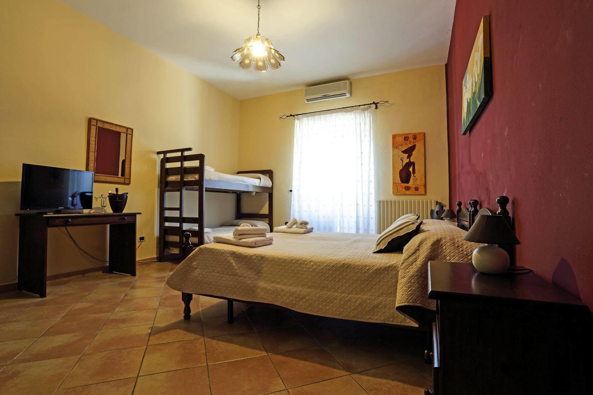 Agriturismo Tenute Pollara Casa Mia Roccamena Exterior foto